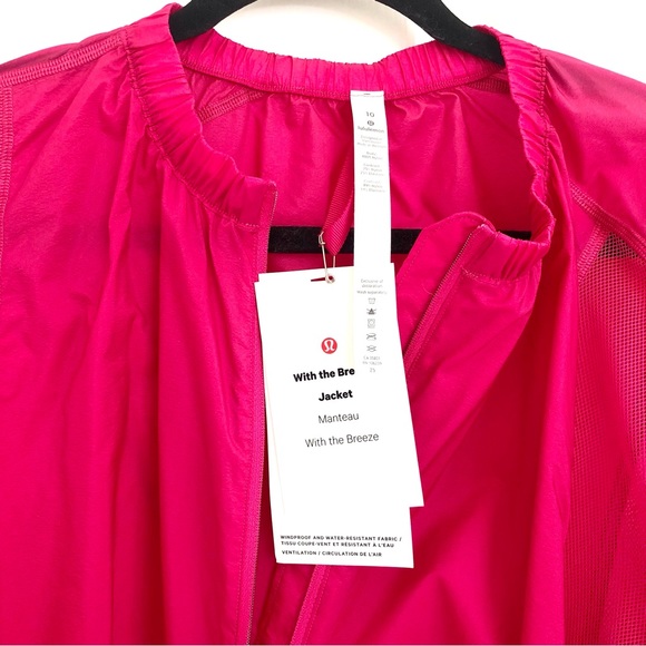 Lululemon With the Breeze jacket, size 10 ✨ - Picture 3 of 10